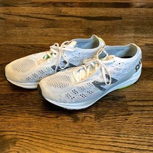 New Balance 890 Size 11.5 2E running shoe